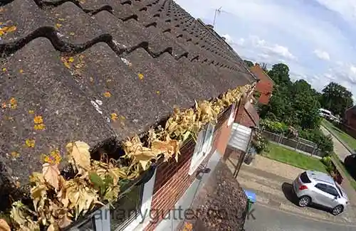 blocked gutter cleaning